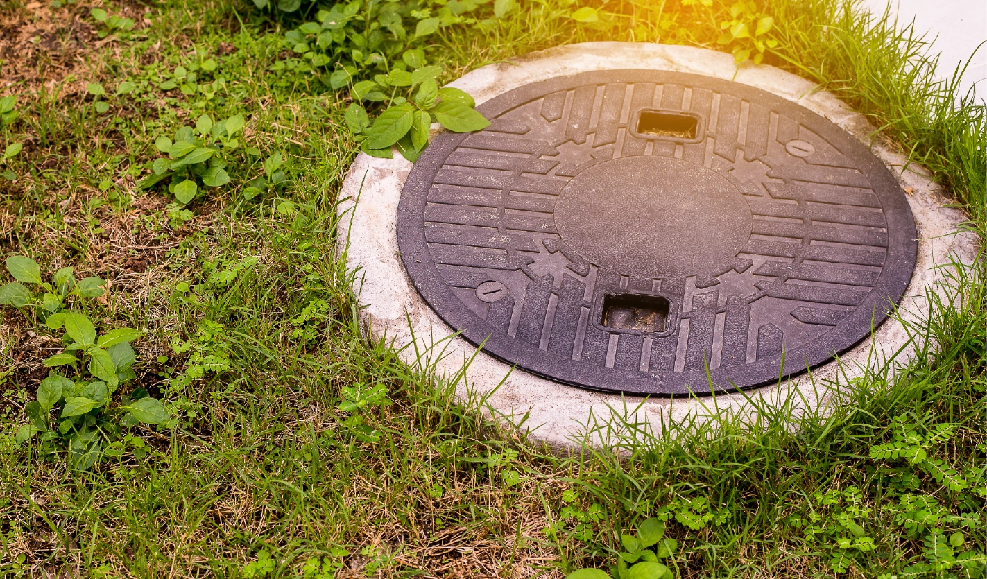 Septic tanks and sewage system,Sludge in household